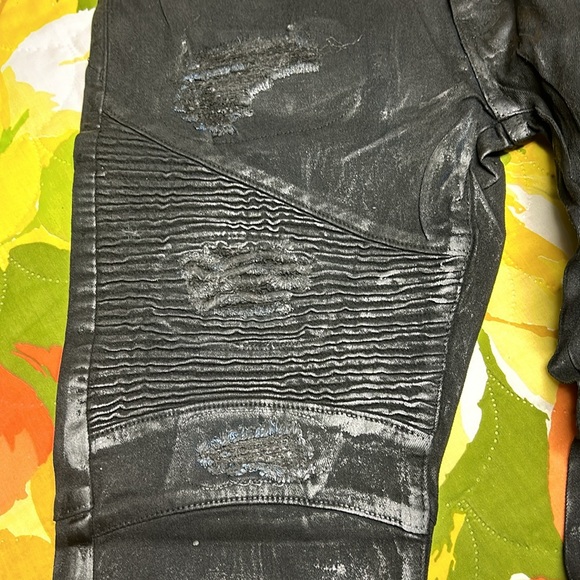 Men Reason +40 Supply Company - Picture 8 of 14